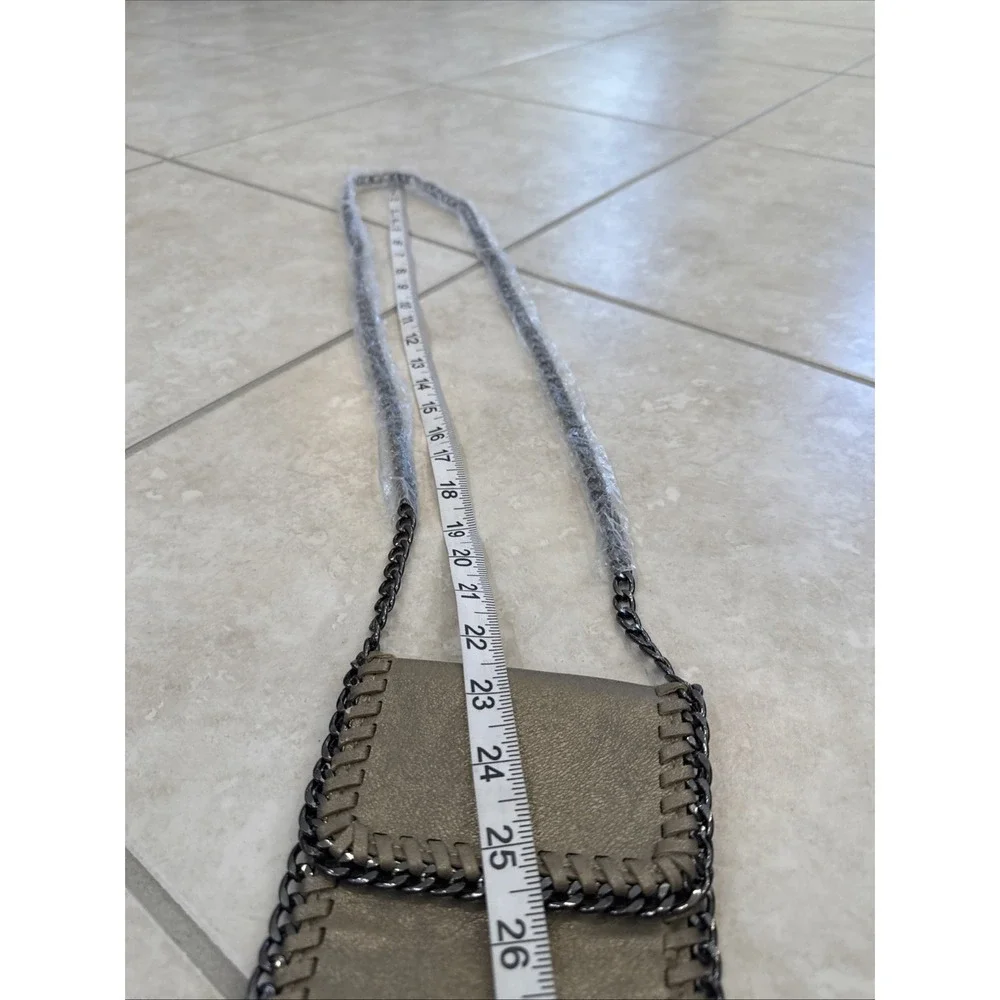 NEW Gold Metallic Faux Leather Crossbody Shoulder Purse Cell‎ Phone Bag Chain